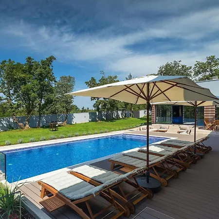 Semesterbostad Awesome In Istria With Kitchen *